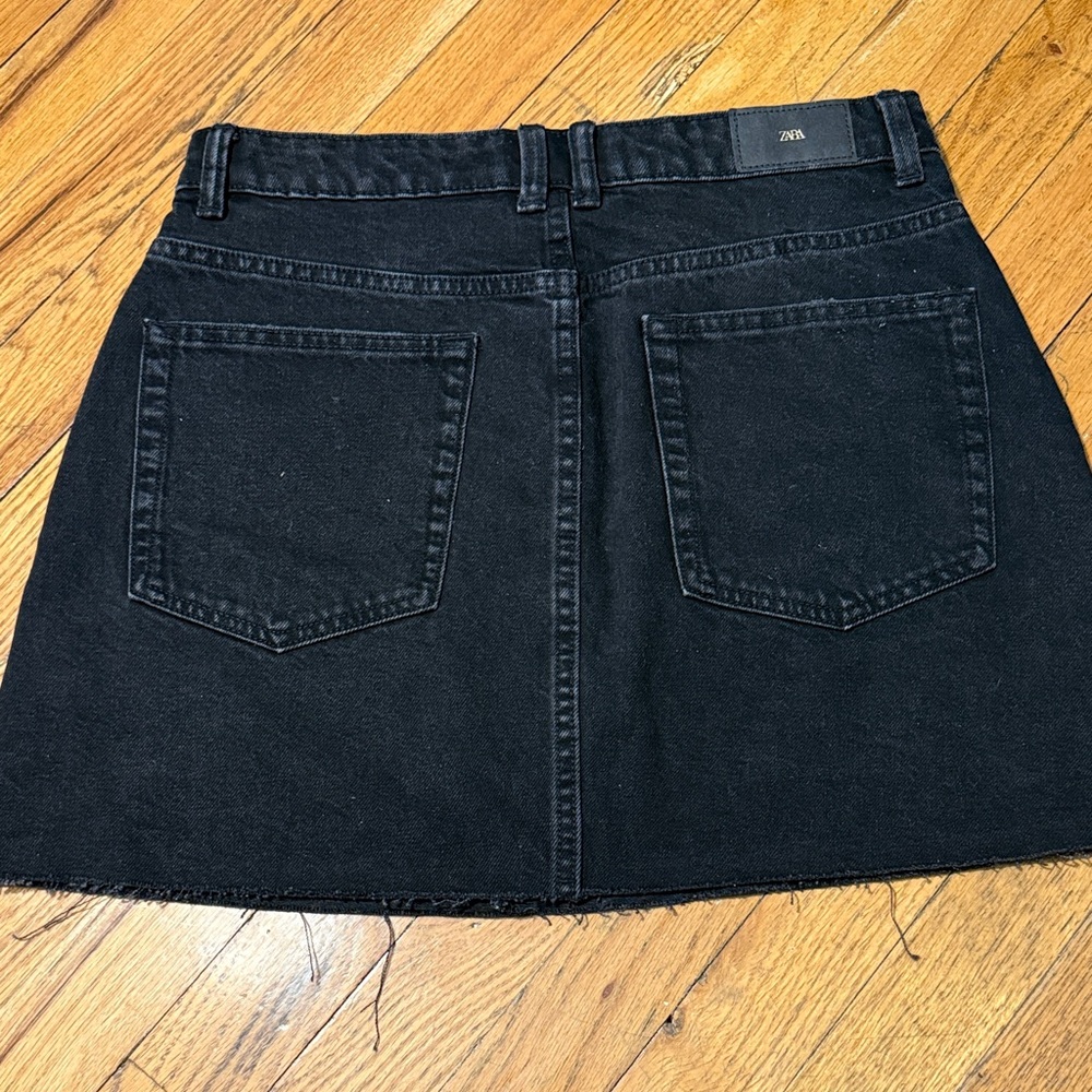 NWOT Zara Black Denim Mini - Picture 3 of 3